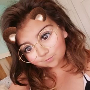 Meet your Posher, Evelynn